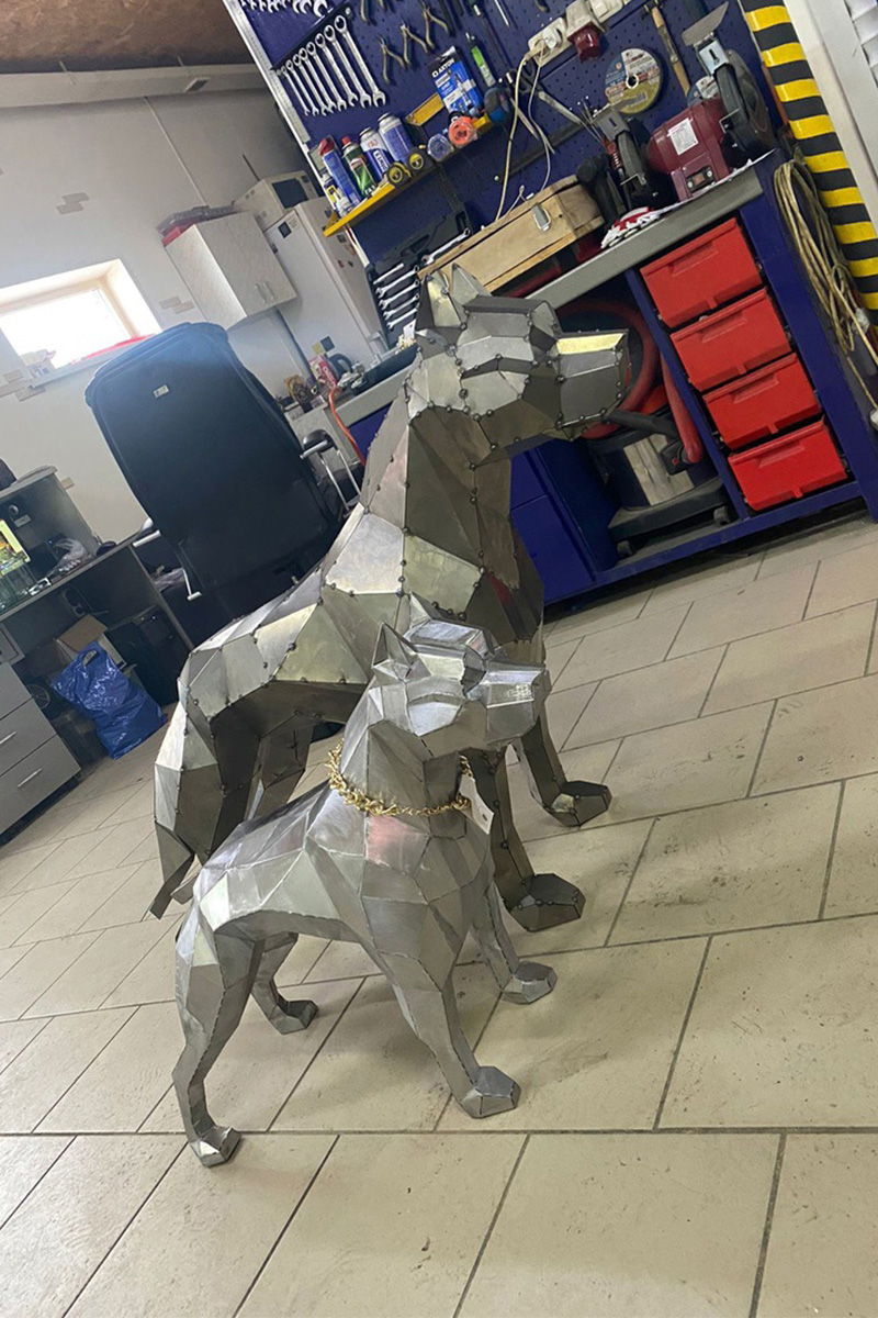 sculpture aluminium